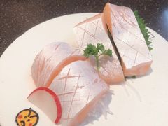 三文鱼鱼腩-元气寿司(东方宝泰店)