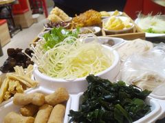 -鸡遇虾煲干锅火锅(小寨金莎店)