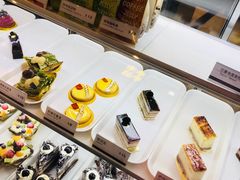 -樱花糕坊(凯德广场店)