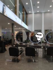 大厅-水灵珑美容造型中心