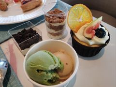 -湖景知味西餐厅•简餐轻食 自助餐(南京金茂威斯汀大酒店)
