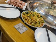 -炖四方东北铁锅炖·烧烤小龙虾(中豪国际店)