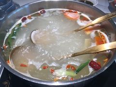 骨汤虫草花锅底-许府牛火锅(信义坊总店)