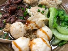 墨鱼丸云吞牛肉面-正斗面家