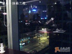 窗外-望湘园·湖南菜(宏伊店)