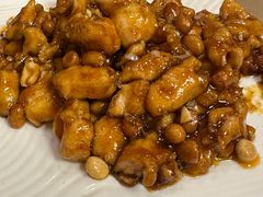 宫保鸡丁-金牌餐厅·天津菜·八珍豆腐·老爆三(瓷房子店)