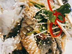 捞鱼皮-香山家宴