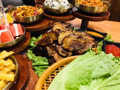 -肥肥虾庄·金牌油焖大虾(杨园滨江时代walk店)