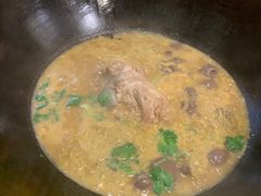 -万里闯关东铁锅炖菜馆(高新旗舰店)