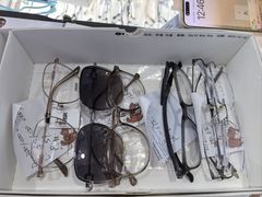 -中国丹阳眼镜城