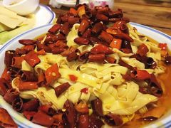 -闯关东东北农家菜(崂山石老人店)