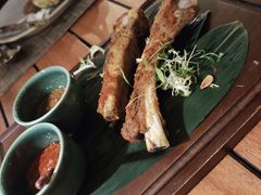 -三亚艾迪逊酒店·海滩烧烤 BARBACOA·现场乐队·浪漫晚餐·烧烤海鲜