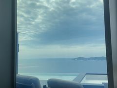 -瑰丽酒店·海吧·天际下午茶·现场DJ·天台酒吧