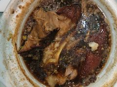 -老码头黑皮肘子锅包肉熏酱水饺(文政街店)