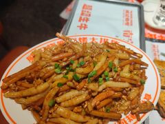 -威记烧嘢·南宁烧烤·超级生牛(绿地店)