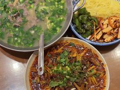 -杨三孃跷脚牛肉(玉双路店)