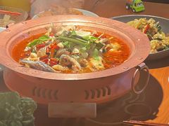 -菌自由丨野生菌火锅特色庭院餐厅(丽江古城店)