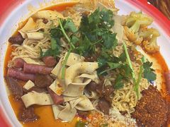 -老街称盘麻辣烫(东方新天地店)