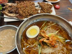 -韩风烤牛肉冷面店