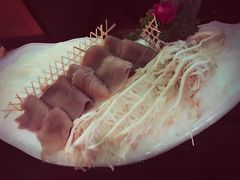 -左庭右院鲜牛肉火锅(新梅广场店)