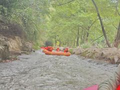 -雅鲁激流探险漂流