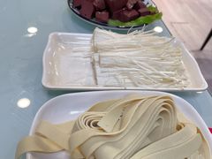 -刘少华贵州小黄牛·鲜牛肉火锅(总店)