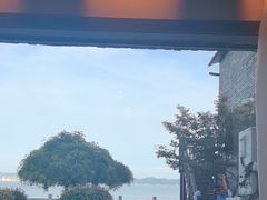 -鹰龙海畔度假酒店(咸祥店)