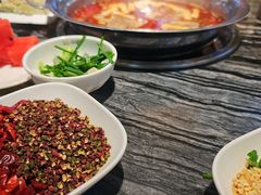 -老船舫·现做活鲜鱼馆(东郊记忆店)