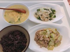 -天鹅到家·保姆月嫂育儿嫂(朝阳店)