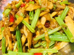 -小芙蓉湘菜馆(易生活购物公园店)