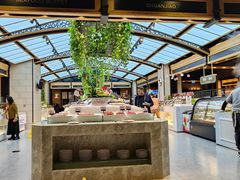 -川骄海鲜自助(王府井奥莱UP TOWN店原世界之花店)