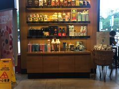 -星巴克臻选(莘庄仲盛店)
