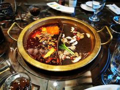 -小天鹅火锅·一线江景洪鼎旗舰店(洪崖洞店)