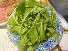 -尚尚仙·酸汤猪手·猪肚鸡火锅(华联万柳购物中心店)