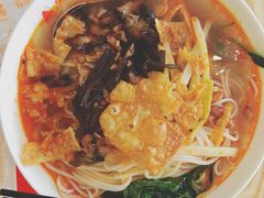 -爱民螺蛳粉(育才路店)