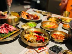 -草家酱蟹炭火烤肉店(珲春南路一店)