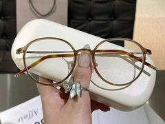 -爱视眸Eyeblling眼镜·依视路·蔡司镜片折扣店(百联南方商城购物中心)