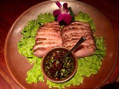 卡拉山火塘烧肉-花马天堂云南餐厅 Lost Heaven(外滩店)
