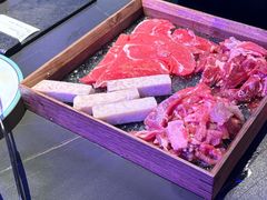 -火影不二碳烤牛肋条自助烤肉店榴莲鳗鱼生蚝(红山店)