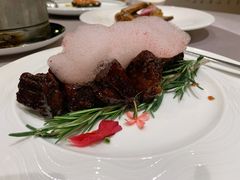 柑橘风味糖醋排骨-RIVIERA 松鹤楼(外滩店)