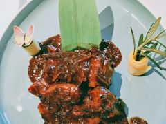 梅干菜肋排-上海宝华喜来登酒店·采悦轩中餐厅