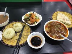 -郑家包子牛肉拉面(尚勤路店)