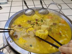 -晓彭肥肠鸡·泡椒鸡火锅(水木天地店)