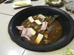 -大鹅岛灶台鱼·铁锅炖(水库路店)