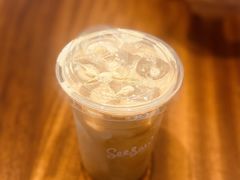 栀子花梨香拿铁-Seesaw Coffee(上海尚悦湾店)