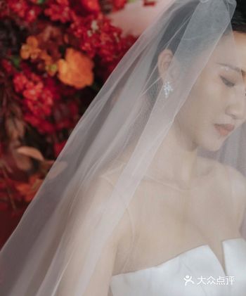 红色系婚礼布置温暖婚礼布置喜庆婚礼布置