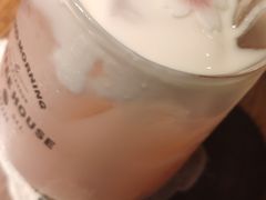 -玛格萝妮比萨屋(陆家浜路店)