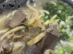 -点蹄擂椒猪脚饭(天虹汇一城店)