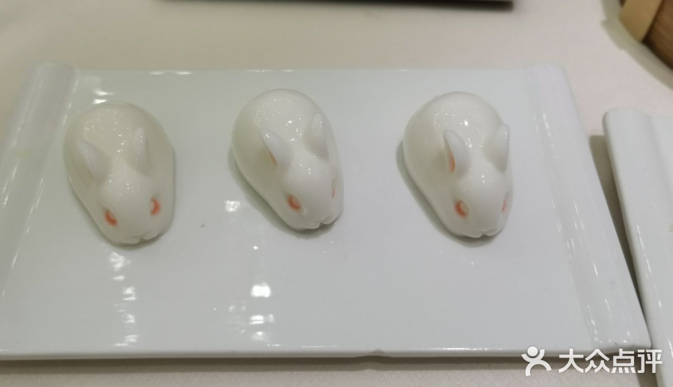 皮蛋瘦肉粥每次必点 「云吞面」一份不够，又上一份