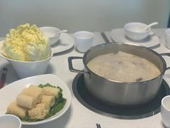 -煲王粤菜餐厅(中侨中心店)